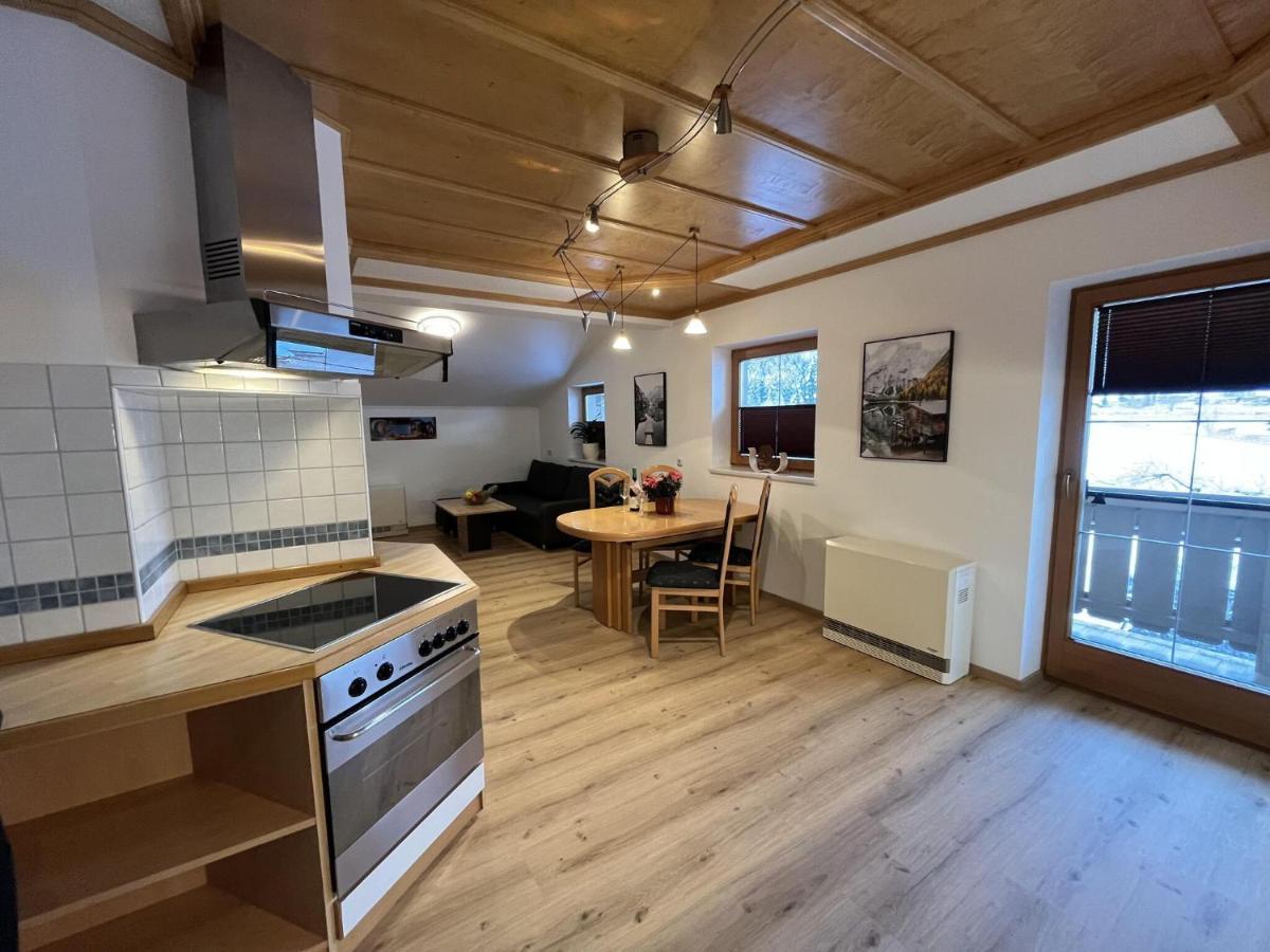 Apartment Eva In With Balcony Wald im Pinzgau